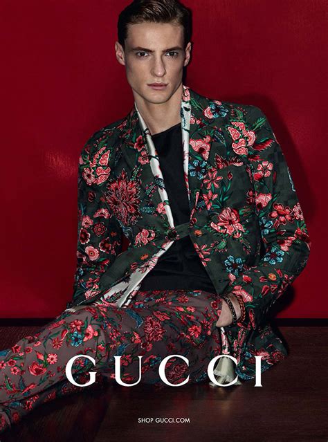 claque gucci|gucci italian style.